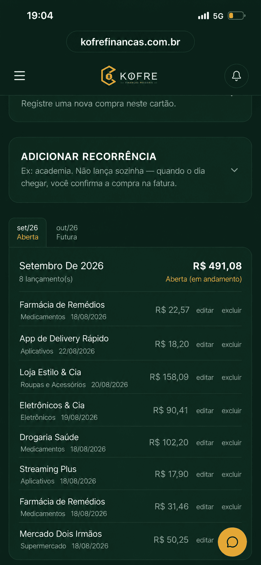 Fatura de cartão de crédito no KOFRE, com status e lançamentos